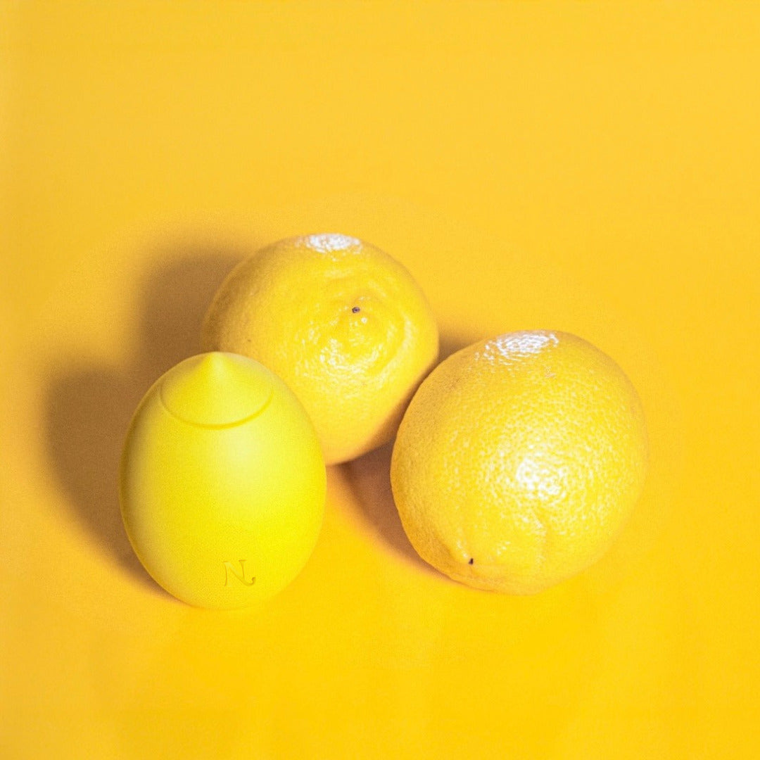 Lemon Clitoral Vibrator – en main